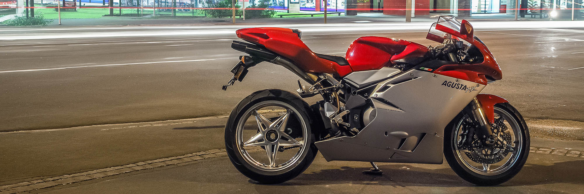 MV Agusta F4 1000